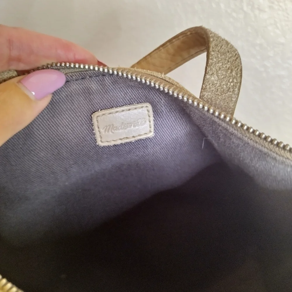 Madewell The Transport Crossbody small dusty grey